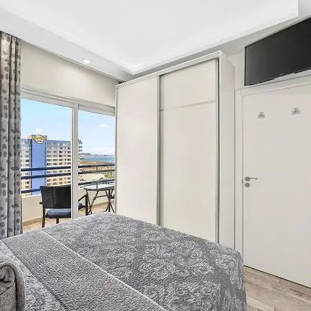 Oceanview Paradise 2br: High-speed Wifi & Office | Walk To & Restaurants Σπίτι διακοπών