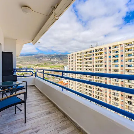 Oceanview Paradise 2br: High-speed Wifi & Office | Walk To & Restaurants * Costa Adeje (Tenerife)